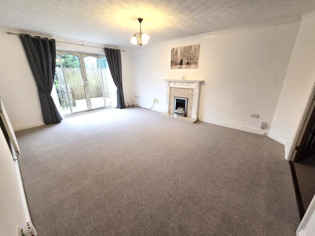 Property photo 3 of 34