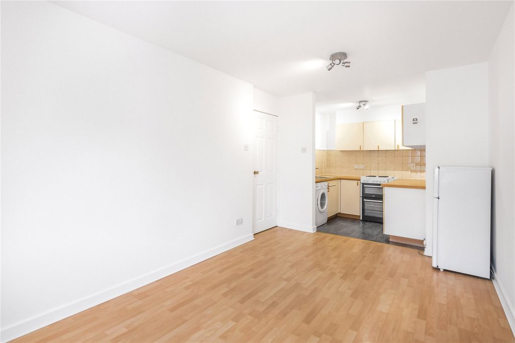 Property photo 1 of 13 Picture No. 04