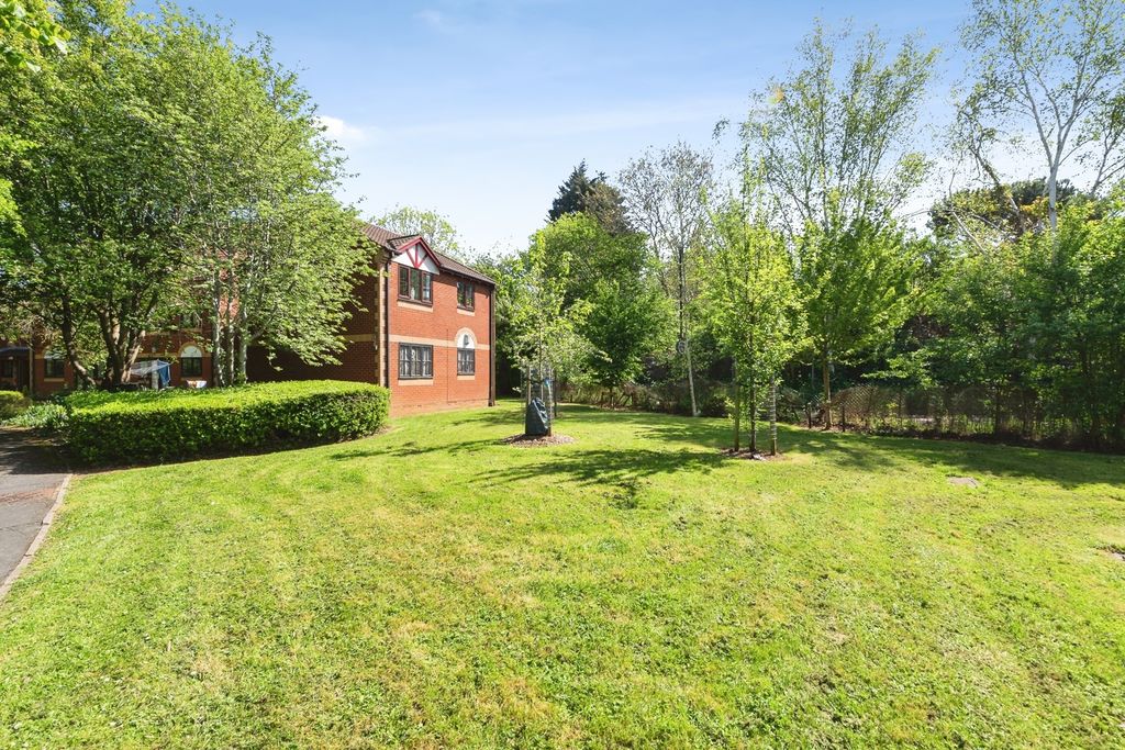 Property photo 2 of 15 Pbox-Img.Jpg