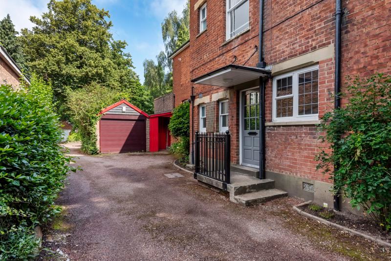 Additional image 39 of 3 bed flat to rentKings Road, Horsham RH13