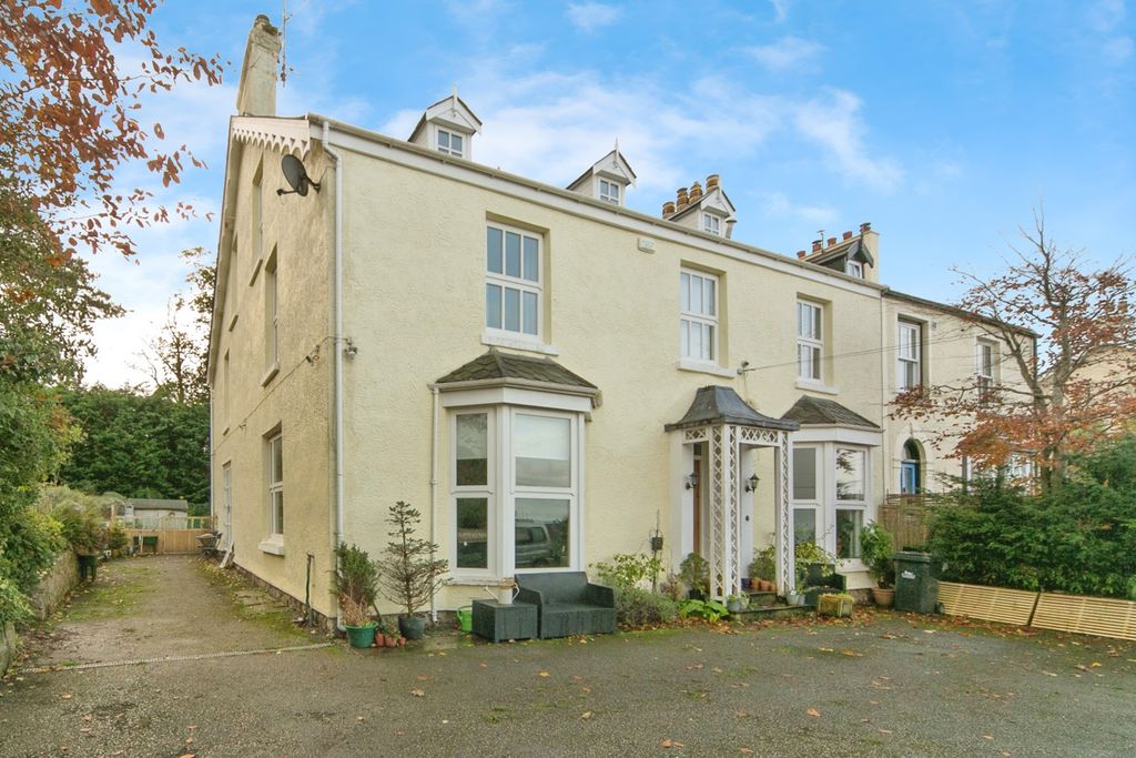 Property photo 1 of 27 Photo