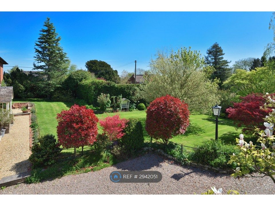 Property photo 3 of 32