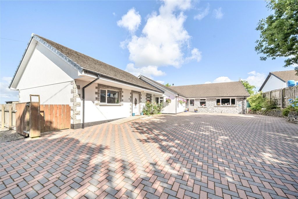 Property photo 1 of 29 Picture No. 01