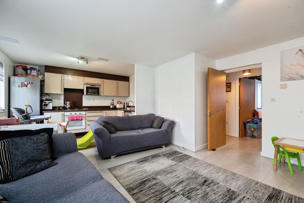 Property photo 1 of 8 Pbox-Img.Jpg