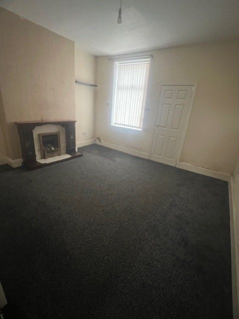 Property photo 3 of 9 55E2