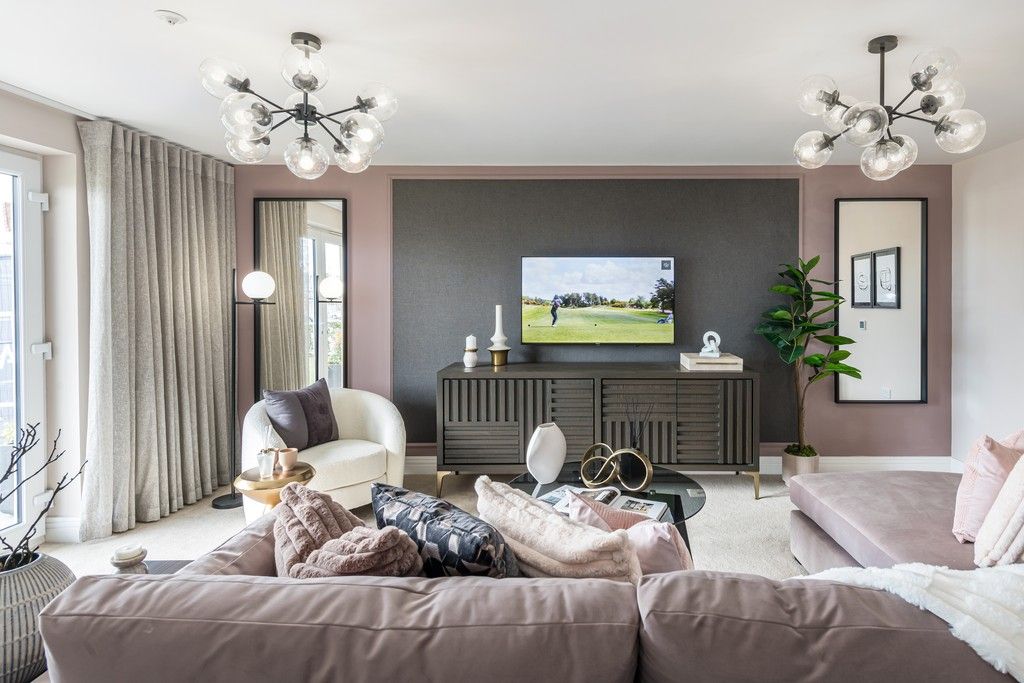 Property photo 2 of 13 West Craigs