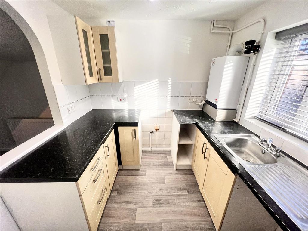 Property photo 3 of 9 Img_8261.Jpg