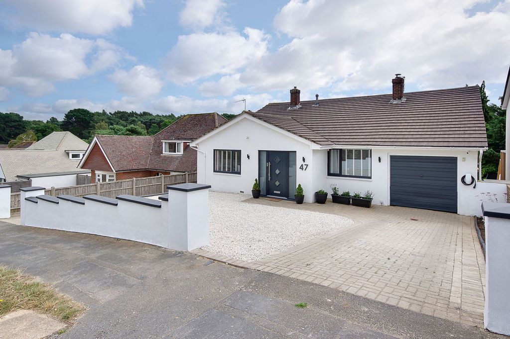 Property photo 1 of 64