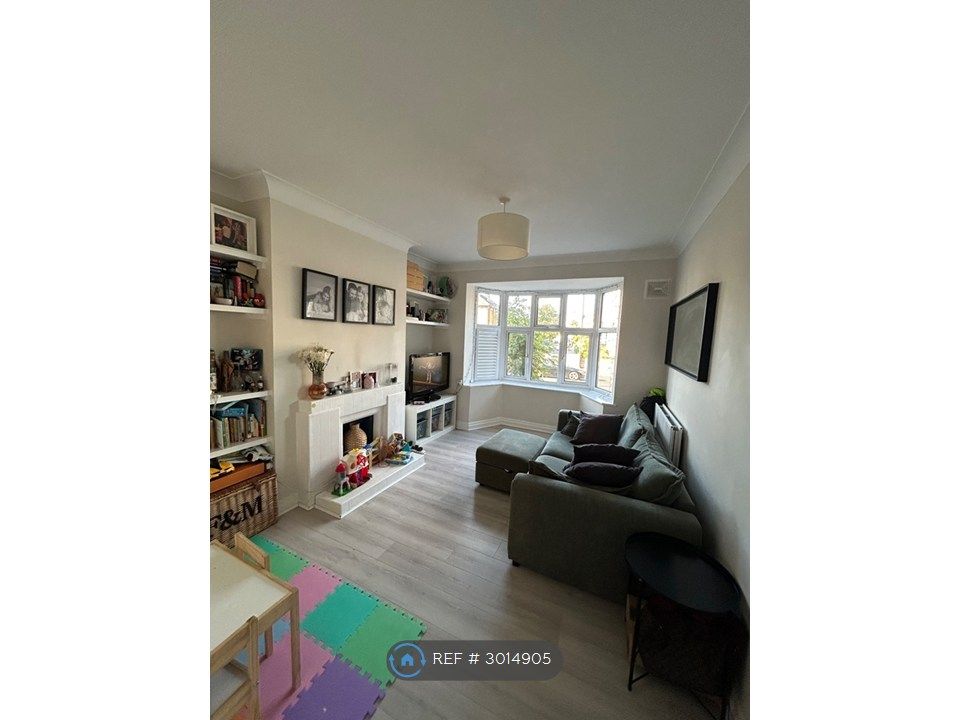 Property photo 2 of 5