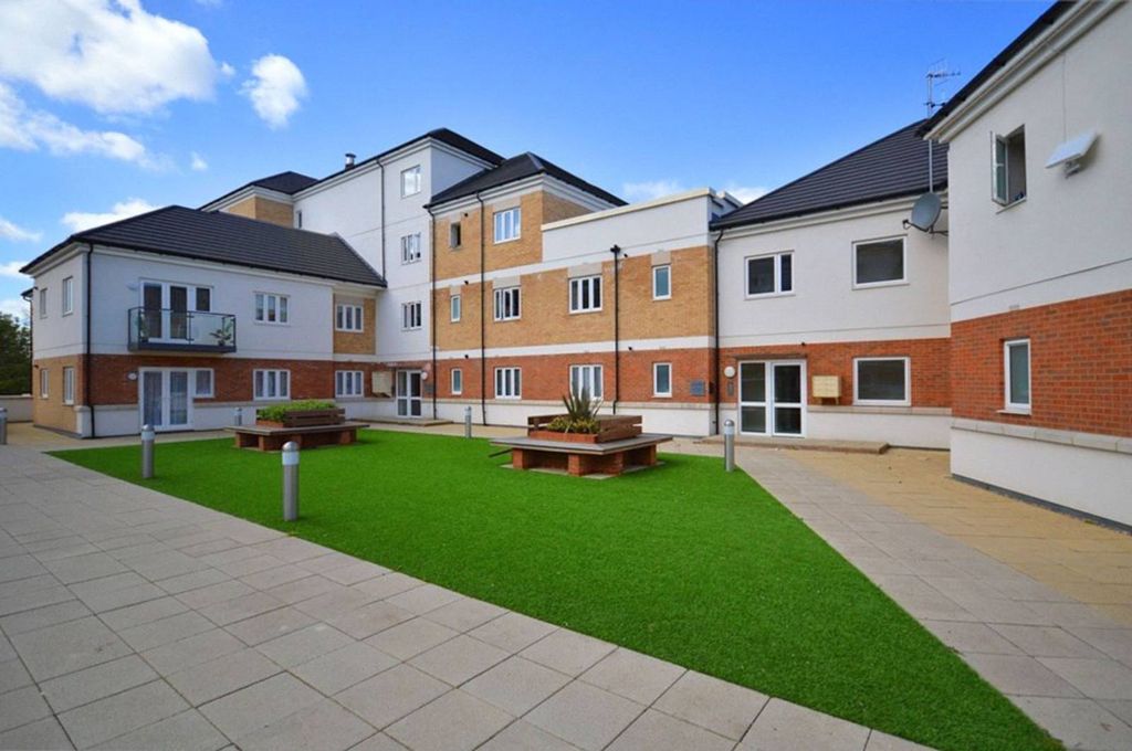 Property photo 1 of 5