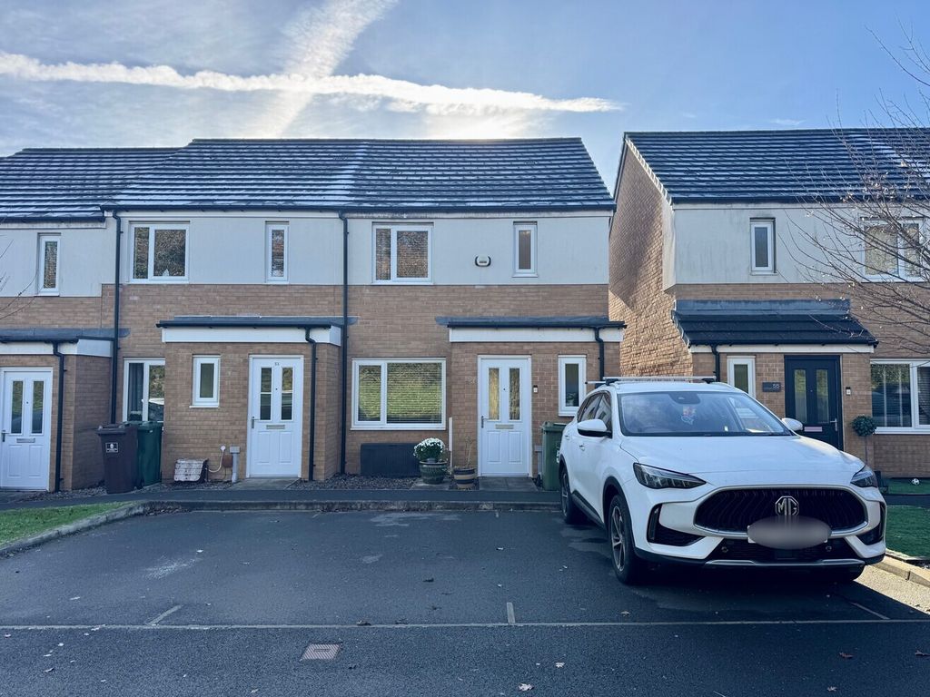 Property photo 1 of 16 Front