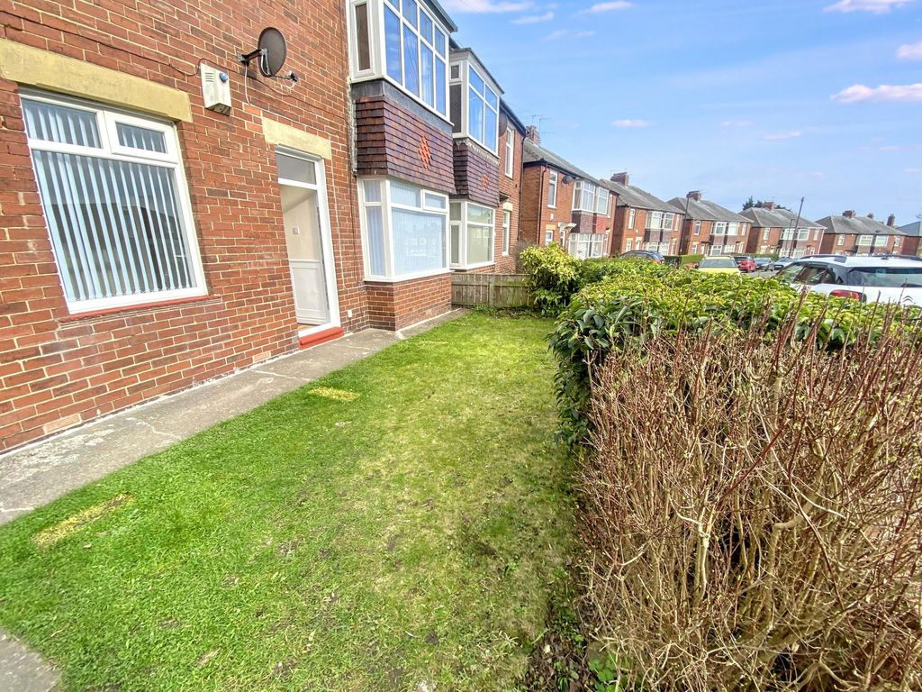 Property photo 2 of 13