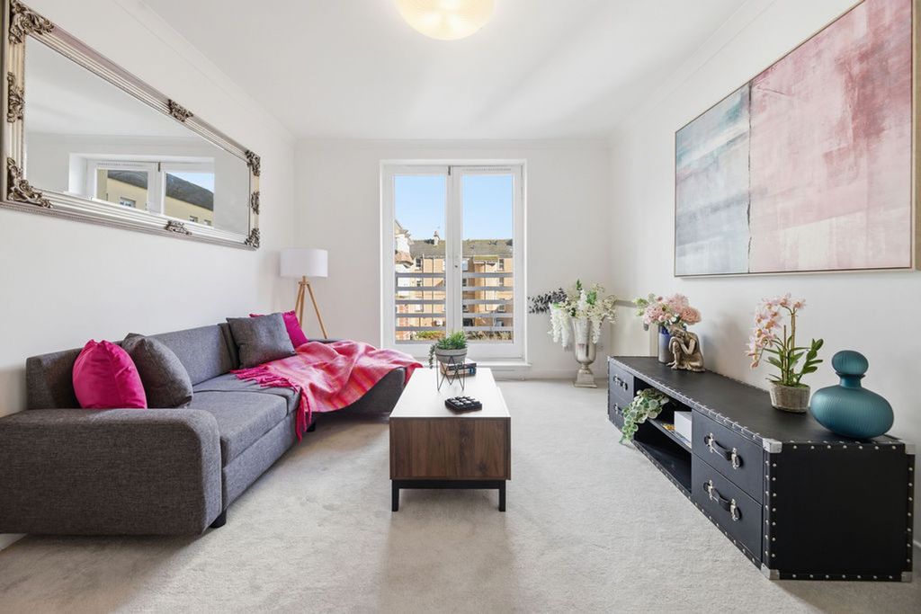 Property photo 2 of 19