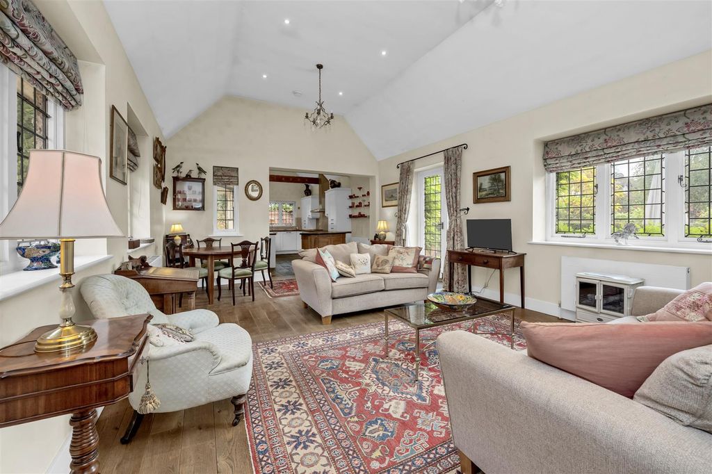 Property photo 2 of 26 Dcp_2256.Jpg