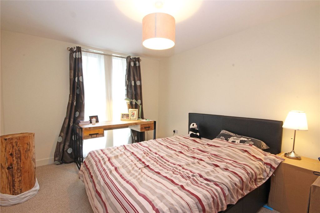 Property photo 3 of 8 Picture No. 22