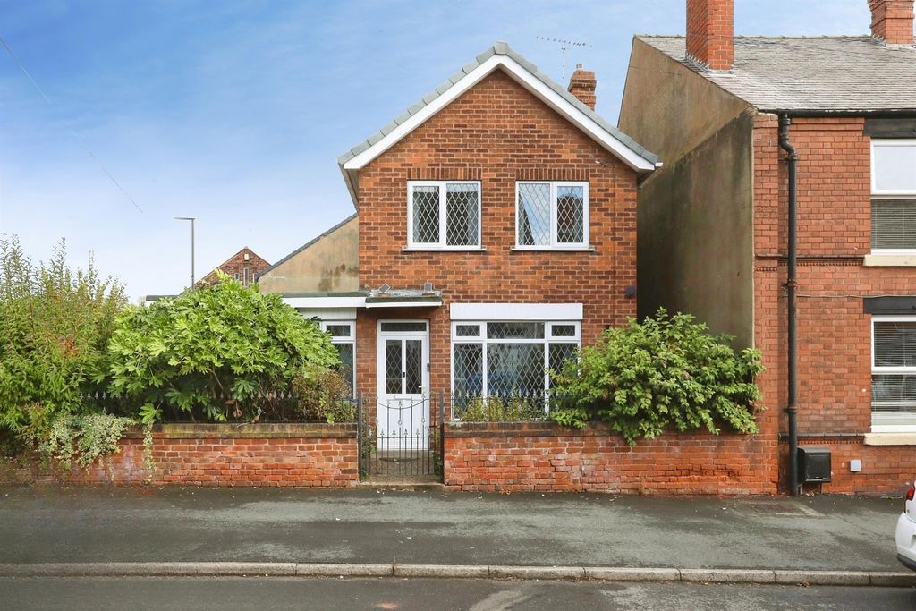 Property photo 1 of 11