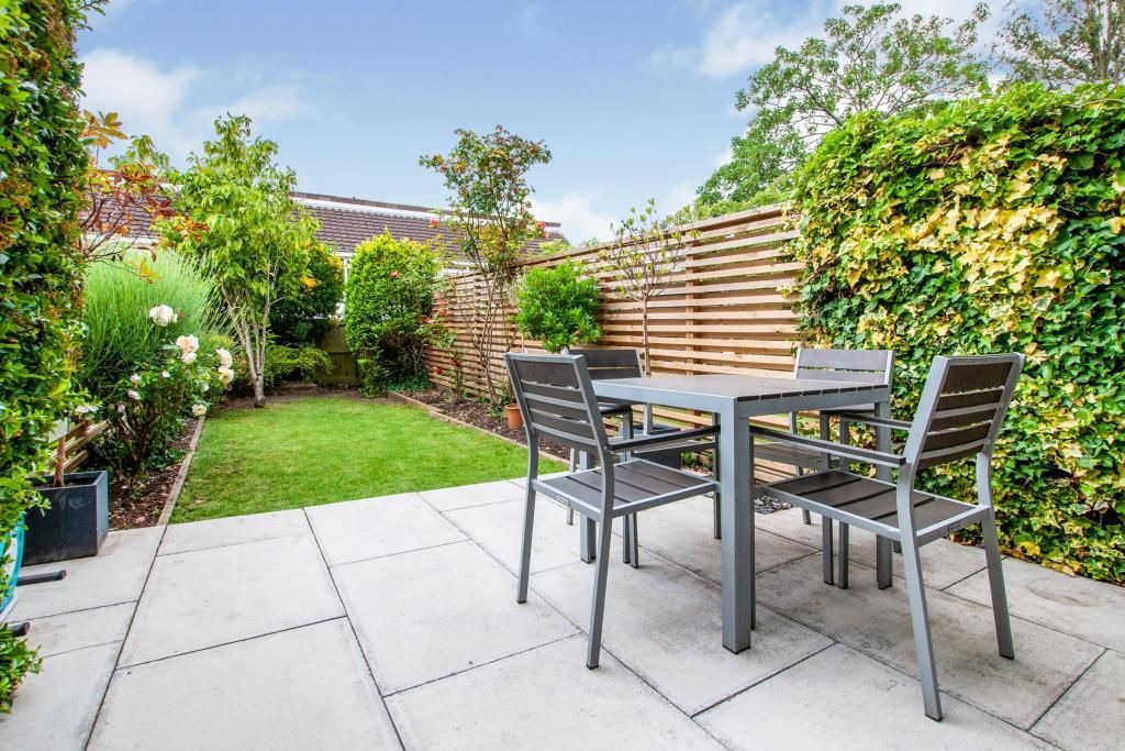 Property photo 2 of 11 999B52E2Bef5A20067E8c0778F3c1054.Jpg