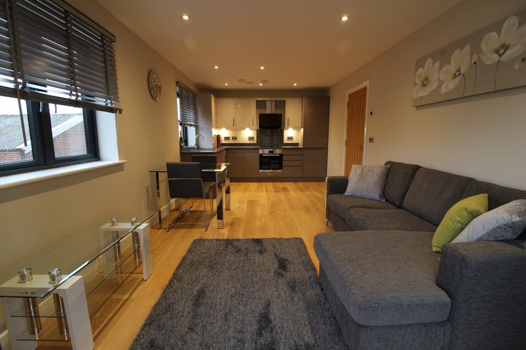 Property photo 3 of 7 Sitting Room