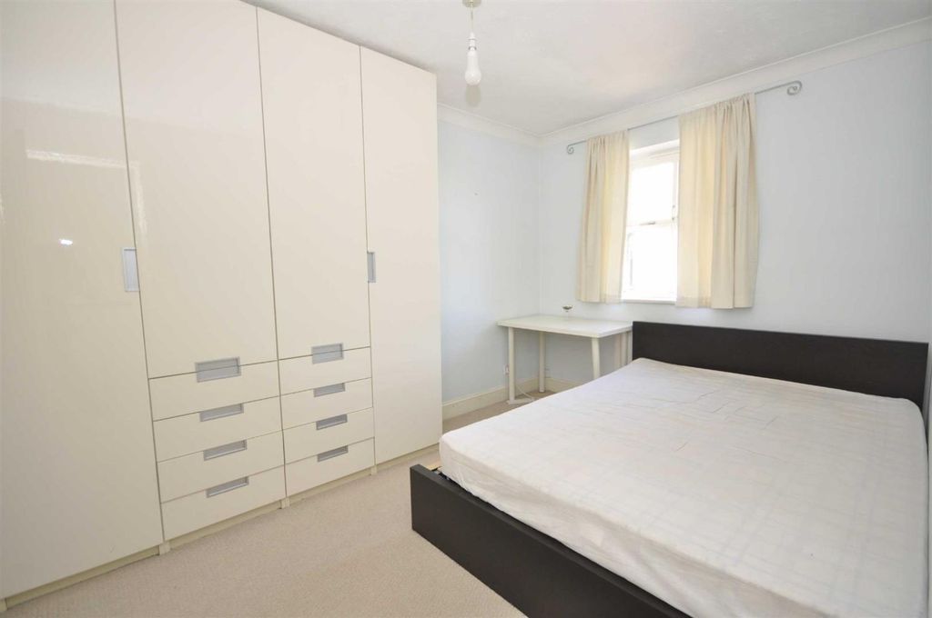 Property photo 3 of 5 Picture No. 03