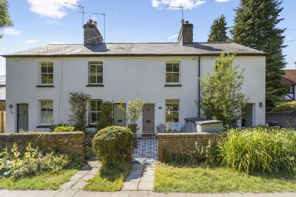 Property photo 1 of 24