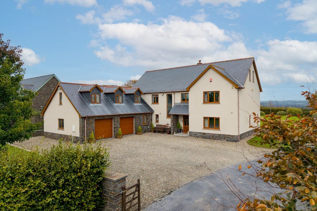 Property photo 1 of 46