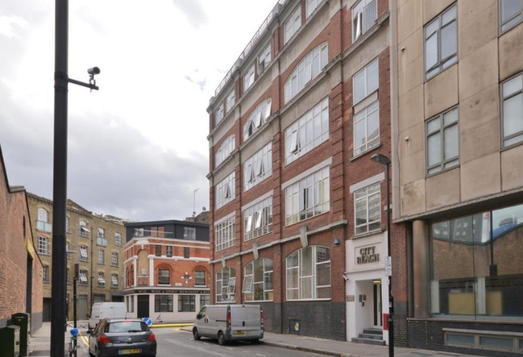 Property photo 2 of 7