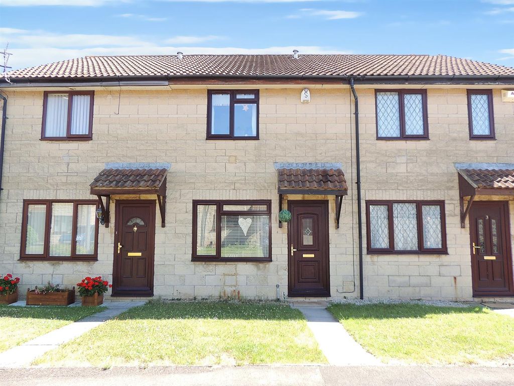 Property photo 1 of 10 Front