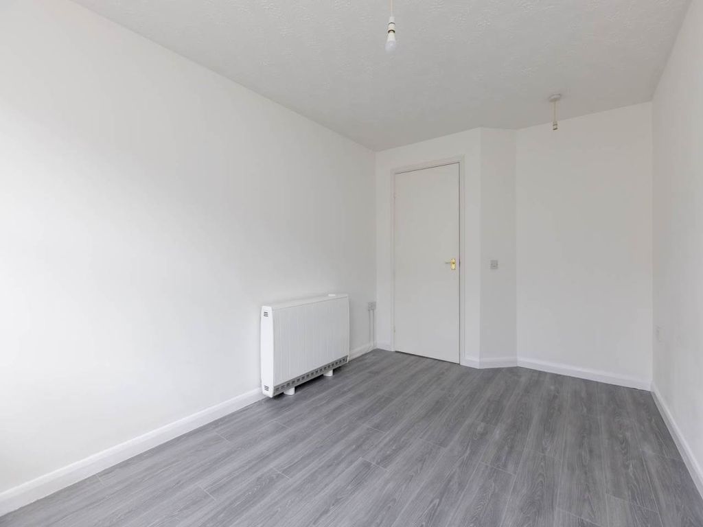 Property photo 3 of 13 80039_Orwellter-008