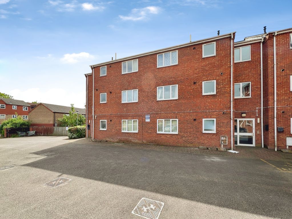 Property photo 2 of 16