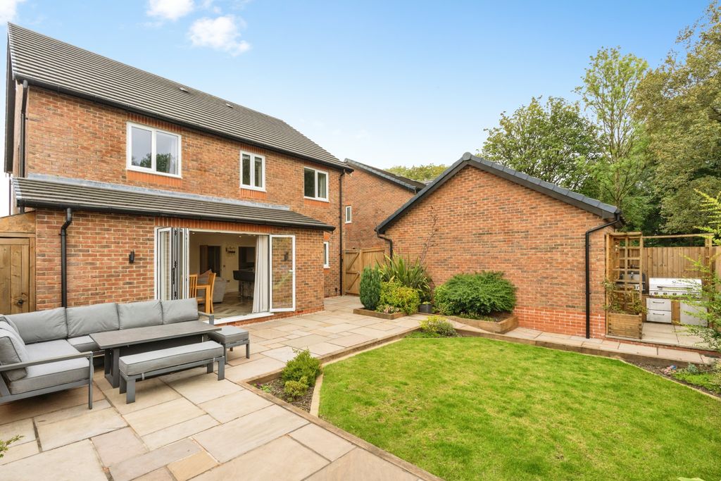 5 bed detached house for saleLillie Bank Close, Bolton BL5