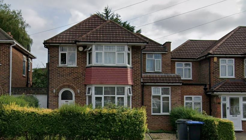 Property photo 1 of 10 Beverley Drive, Ha8
