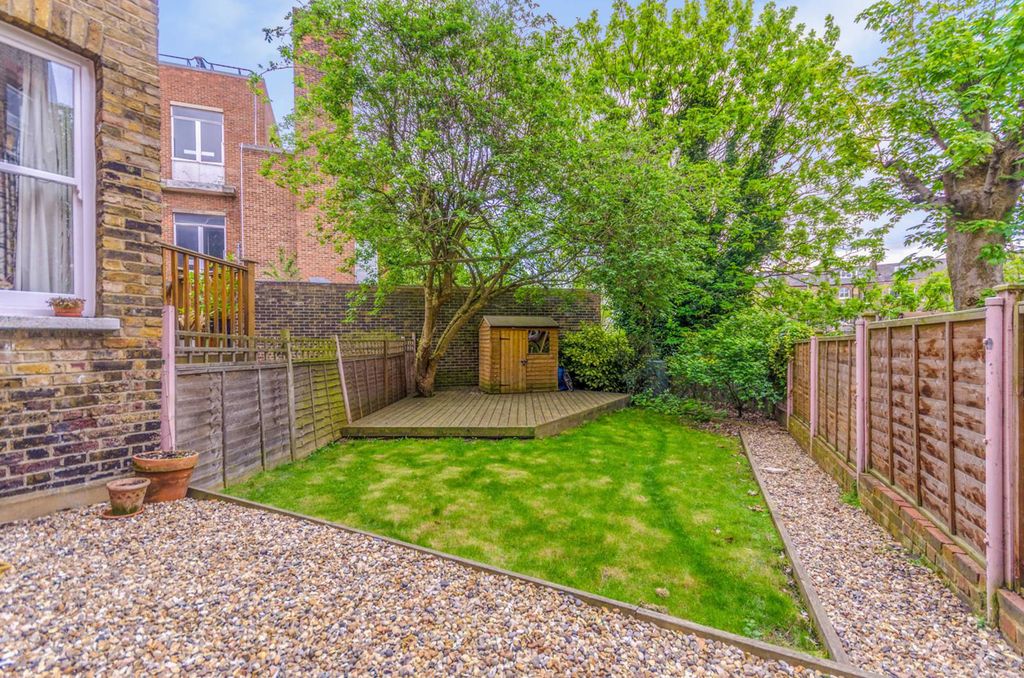 Property photo 1 of 30