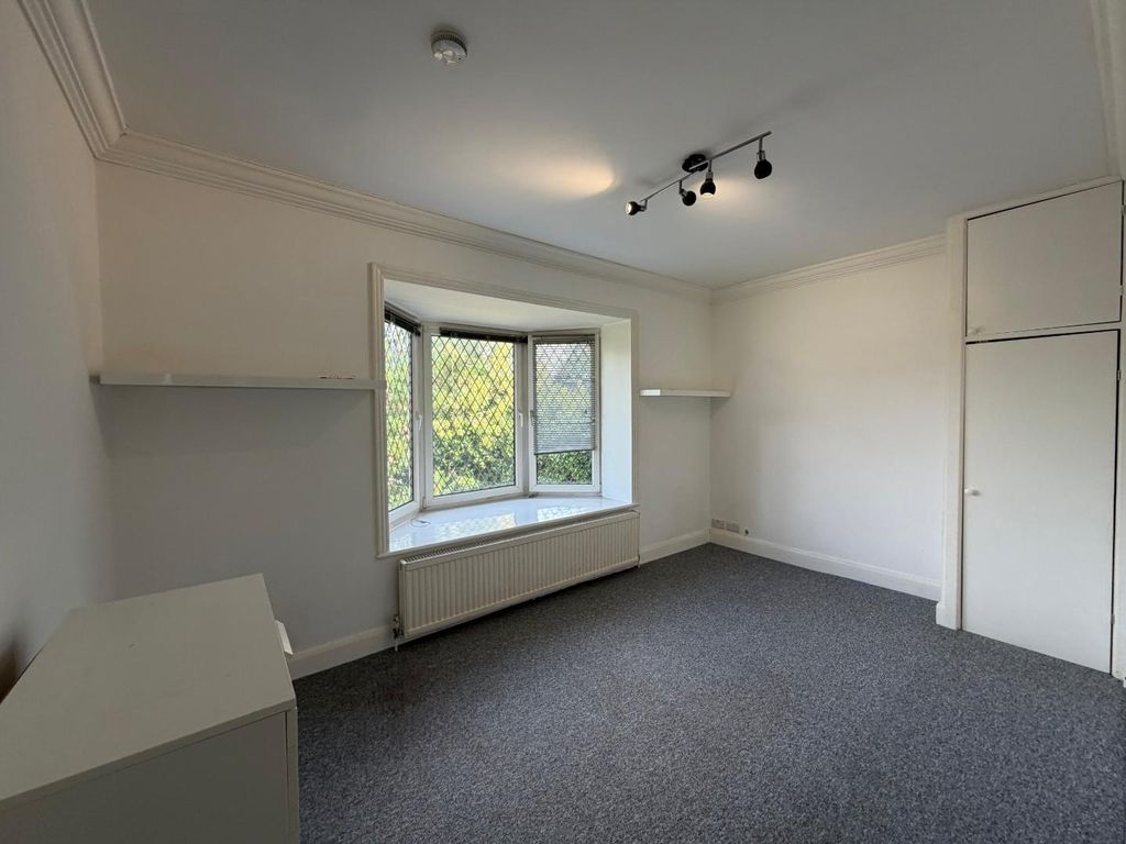 Property photo 2 of 7 317Ca21A-5c4d-4A63-9Ab8-2Ad2F7B0024A.Jpg