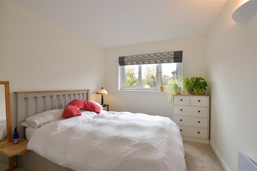 Property photo 3 of 7 Bedroom