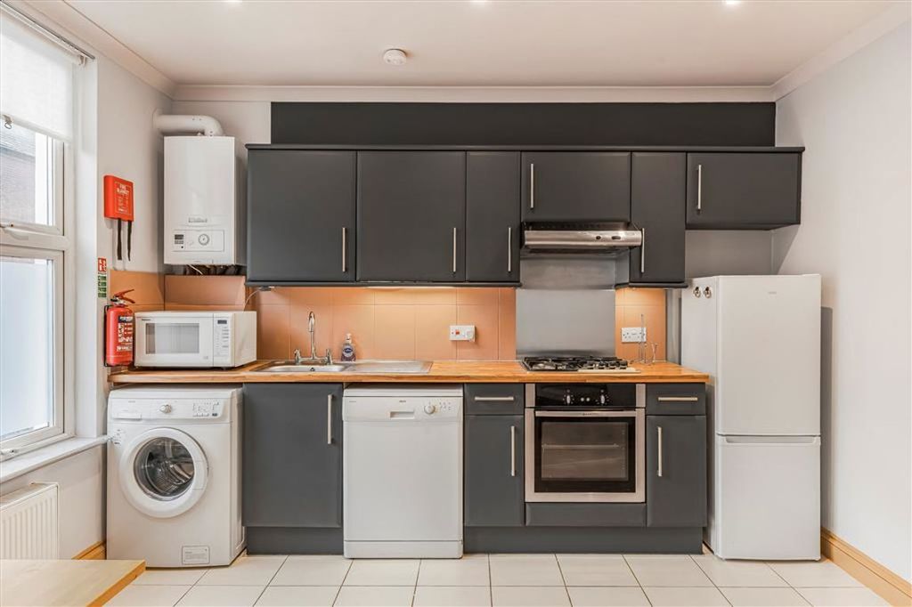 Property photo 3 of 5