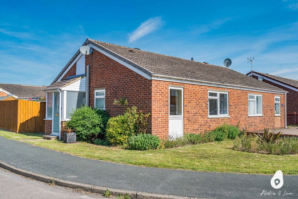 Property photo 1 of 16 4995011