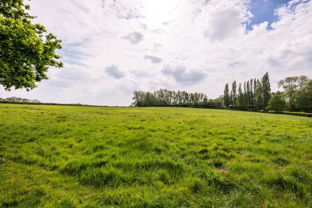 Additional image 41 of 6 bed detached house for saleShipbourne, Tonbridge, Kent TN11
