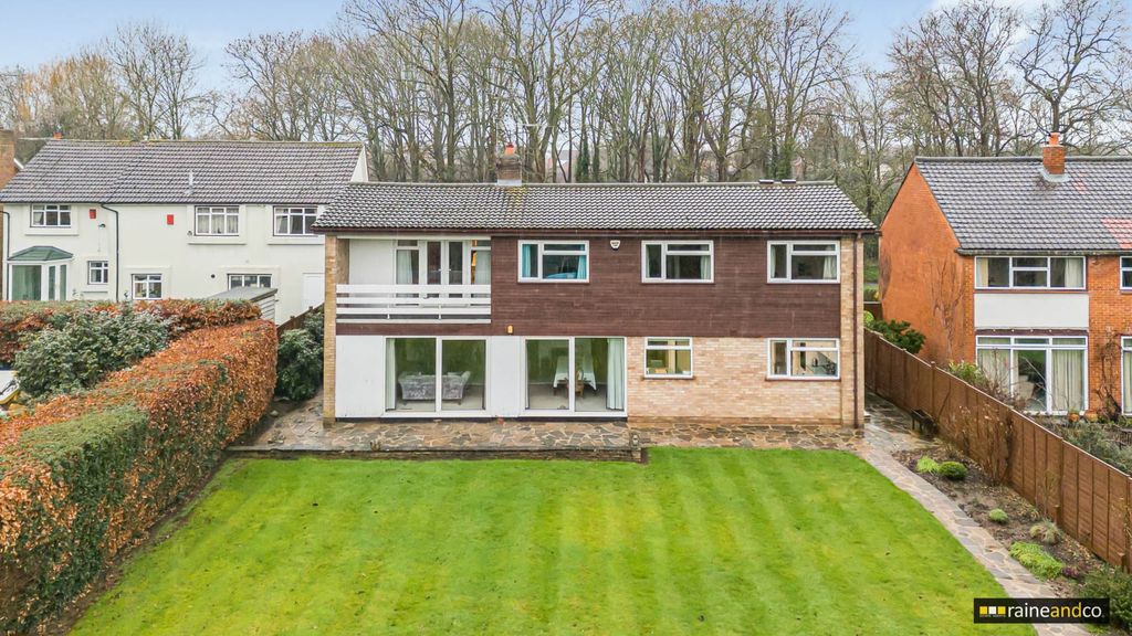 Property photo 1 of 45