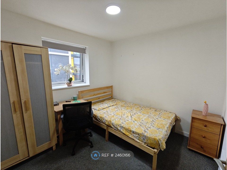 Property photo 3 of 8