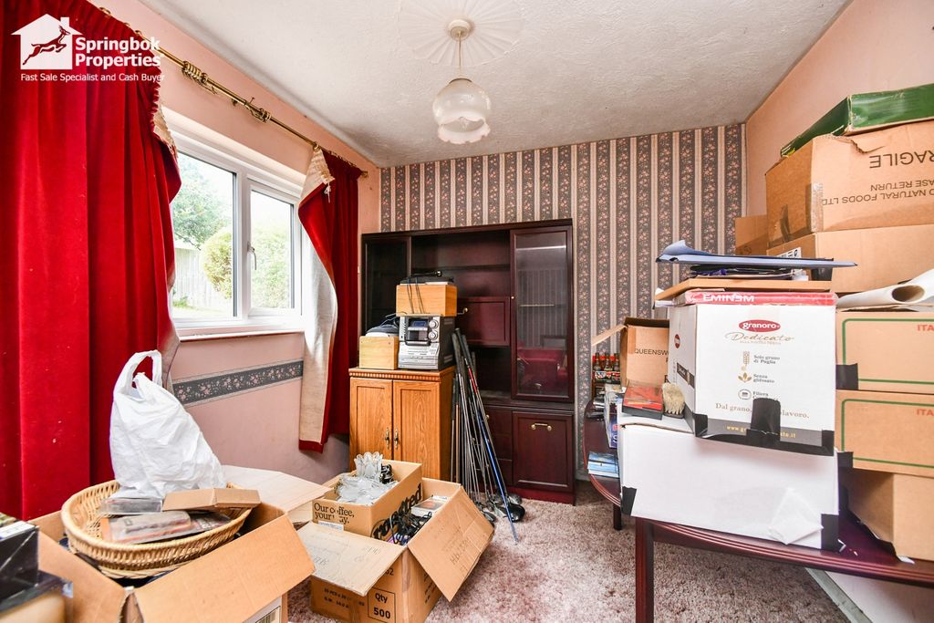 Property photo 3 of 11 Image 2