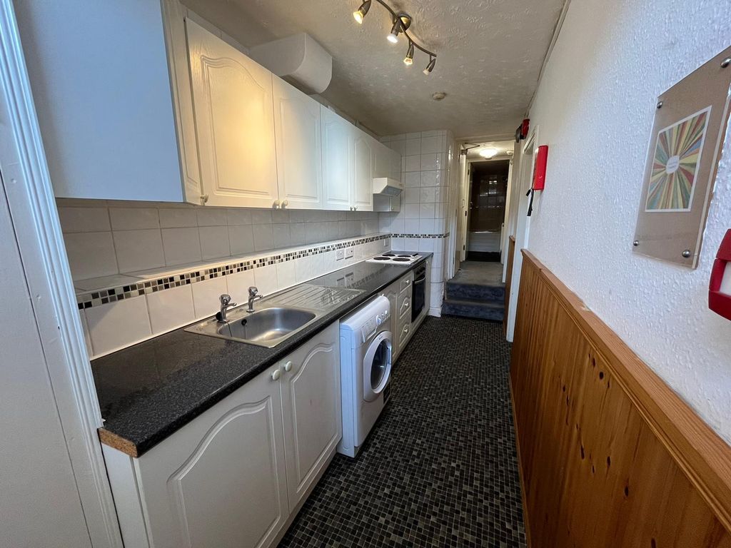 Property photo 3 of 3