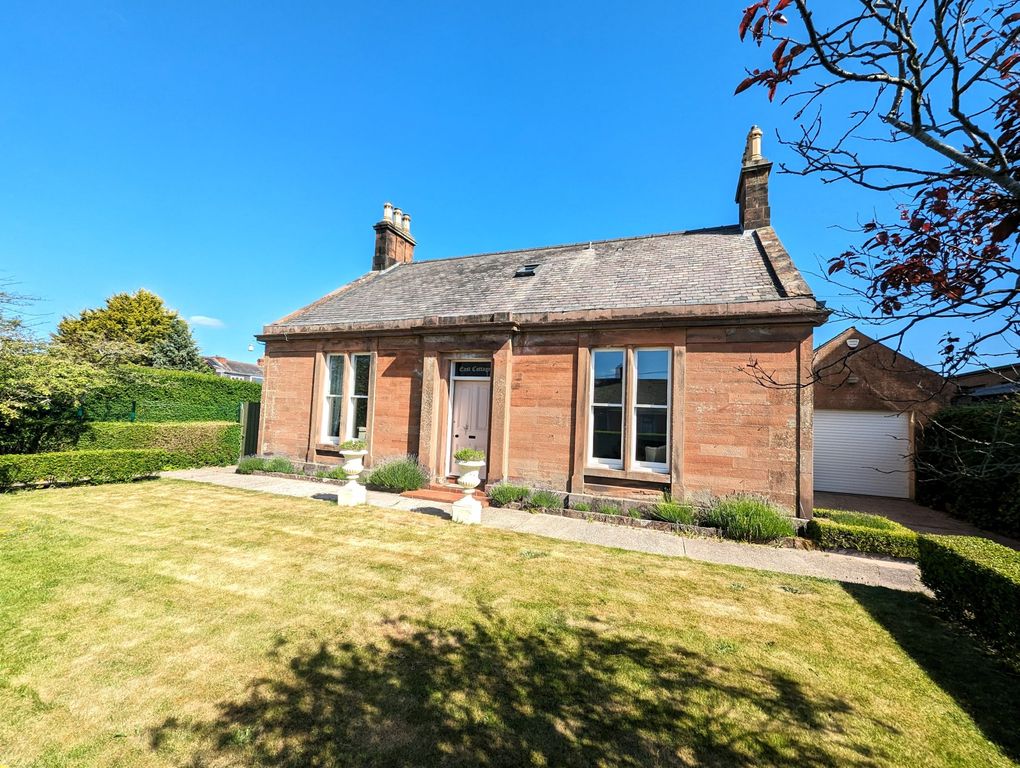 Property photo 1 of 30