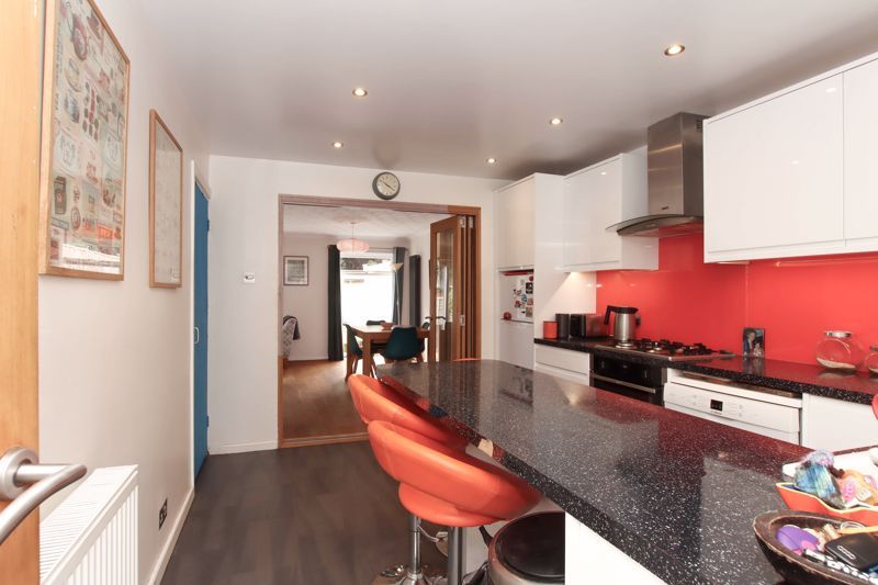 Property photo 2 of 16 Photo 7