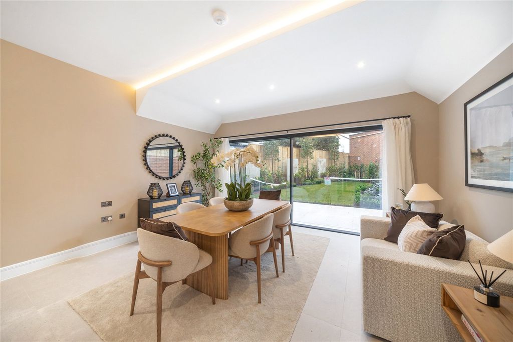 Property photo 3 of 9 Picture No. 16