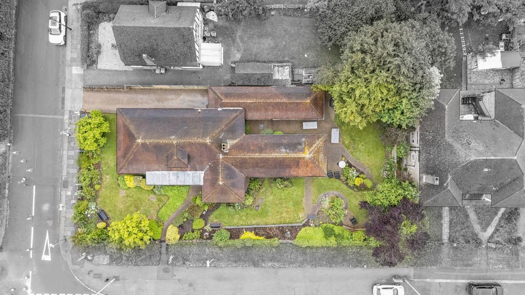 Property photo 3 of 24