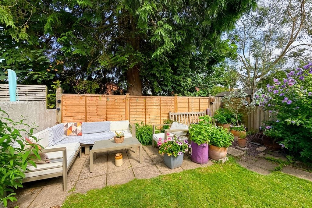 Property photo 3 of 23