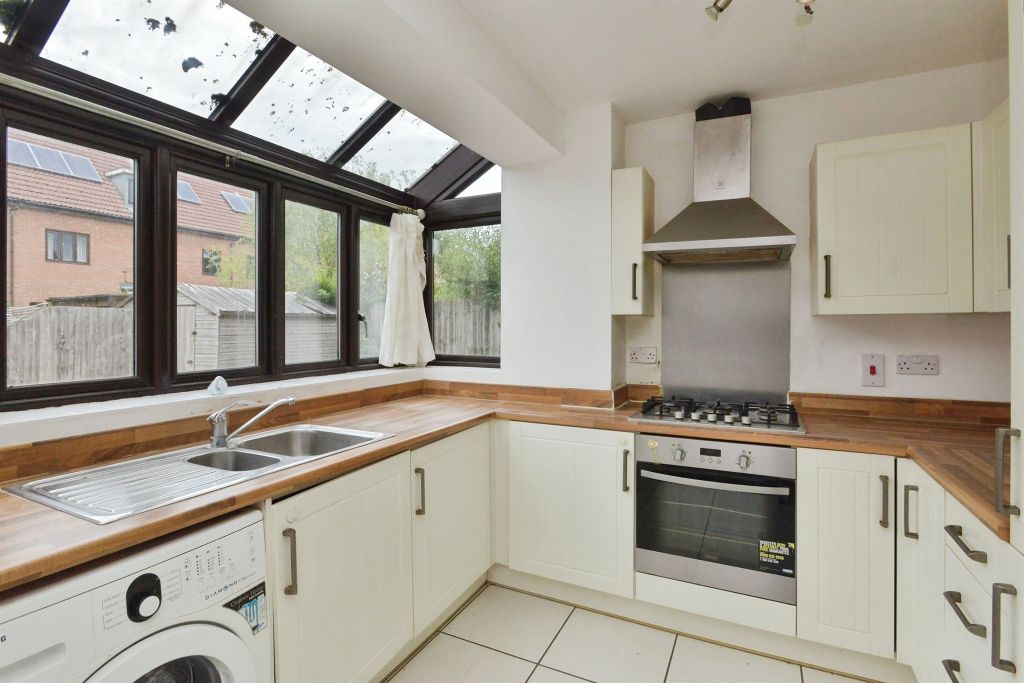 Property photo 2 of 14