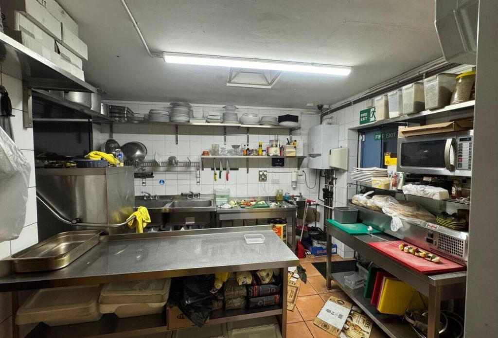 Property photo 1 of 2