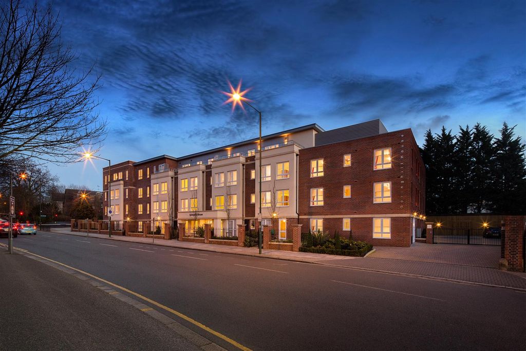 Property photo 1 of 10