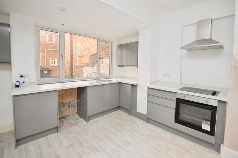 Property photo 3 of 8 Photo 5